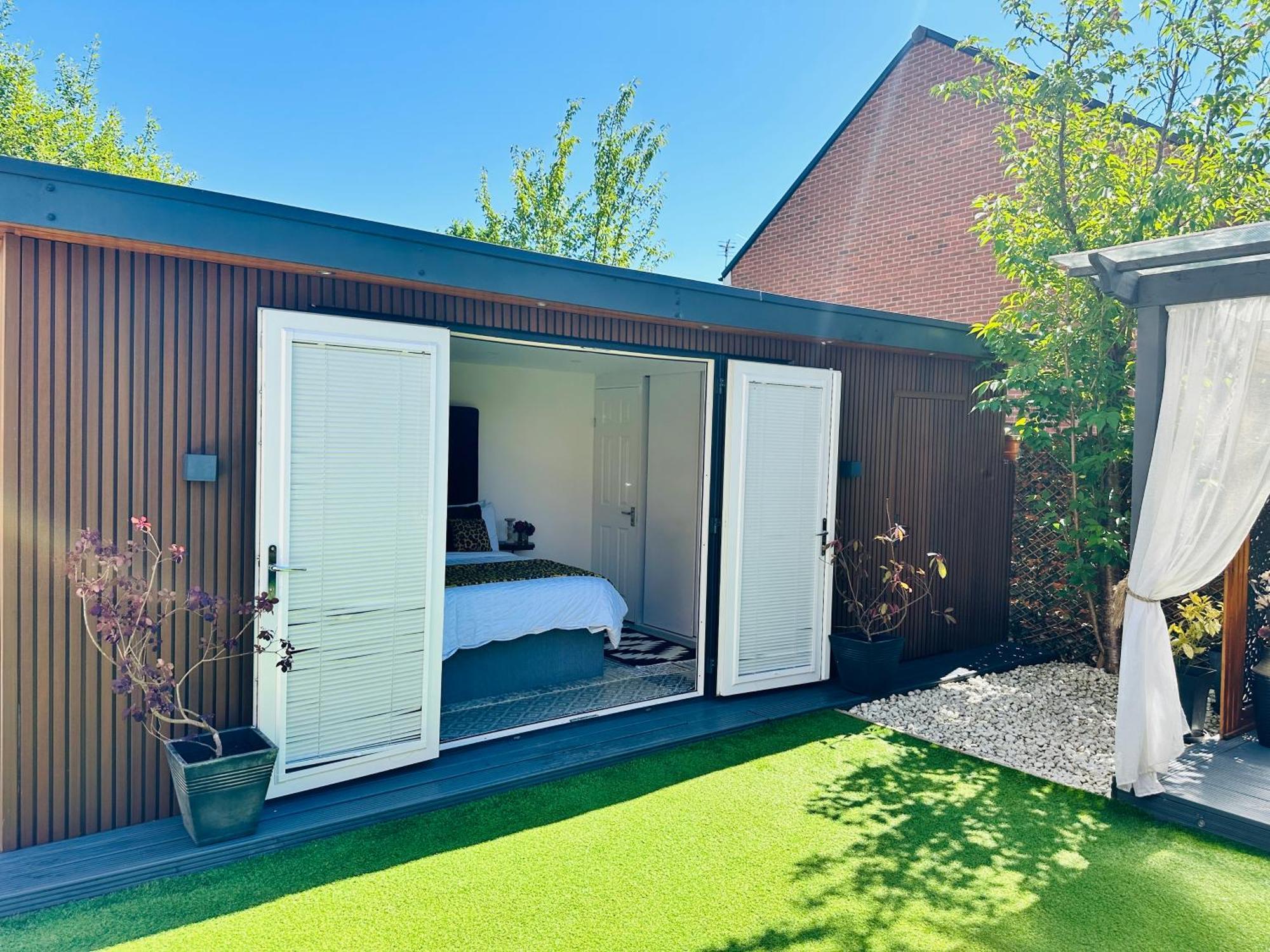 Meezee Pearl Double Bed Lodge With Free Parking Селфорд Екстер'єр фото